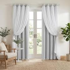 custom curtains in Dubai